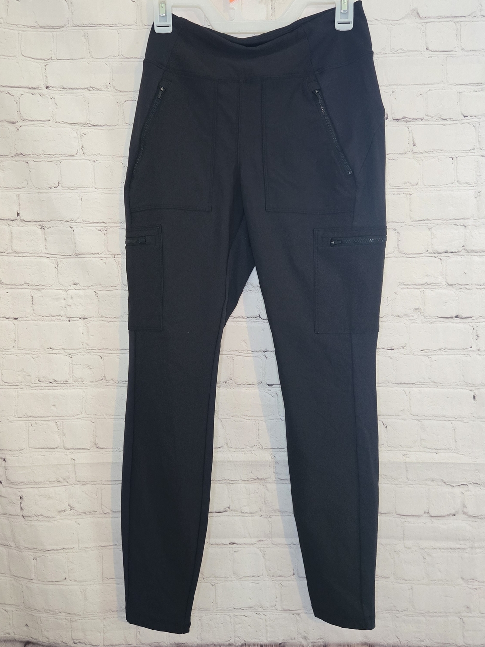 Athleta highline‎ hybrid cargo tight Pants  Pockets fitted athleisure size 4